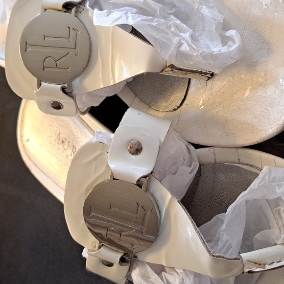 Ralph Lauren Kalana Slide on Sandles.   Silver Pendant front with Logo. Size 7.5 - Picture 4 of 8